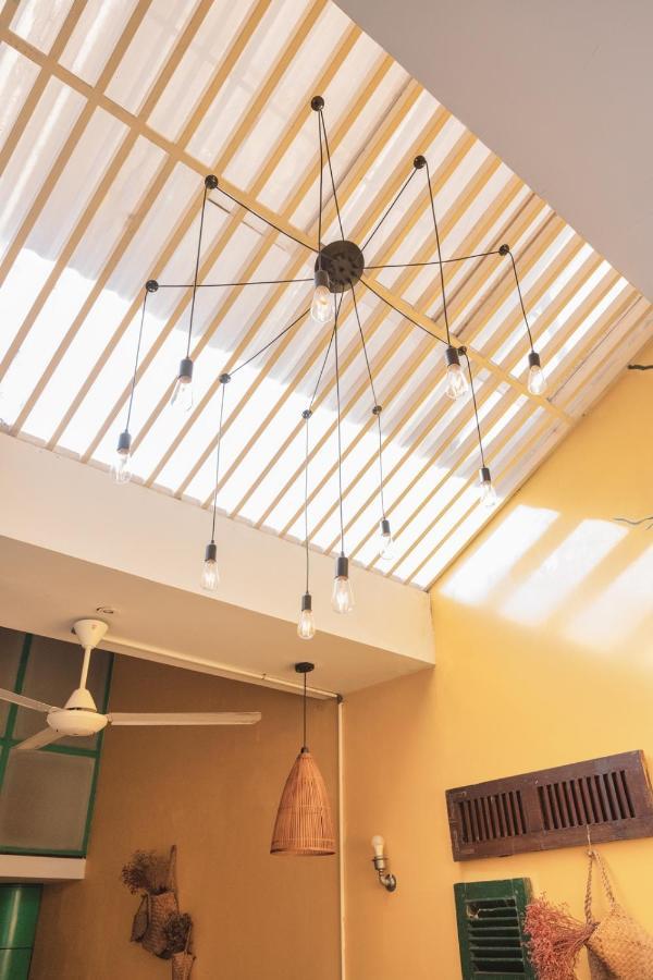 Entire French House With 4 Bedrooms In Hanoi Downtown Esterno foto